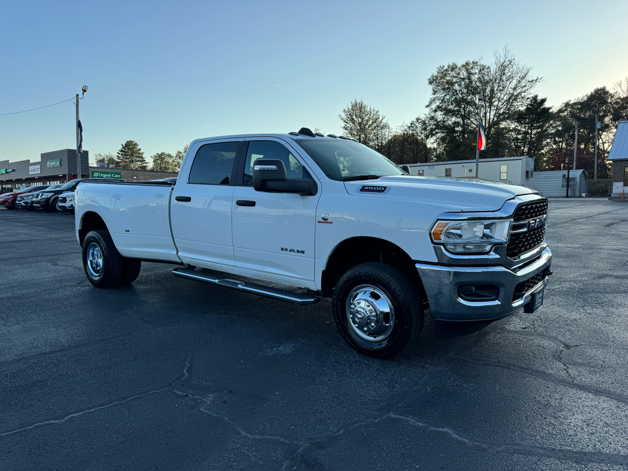2024 Ram 3500 Big Horn photo 4