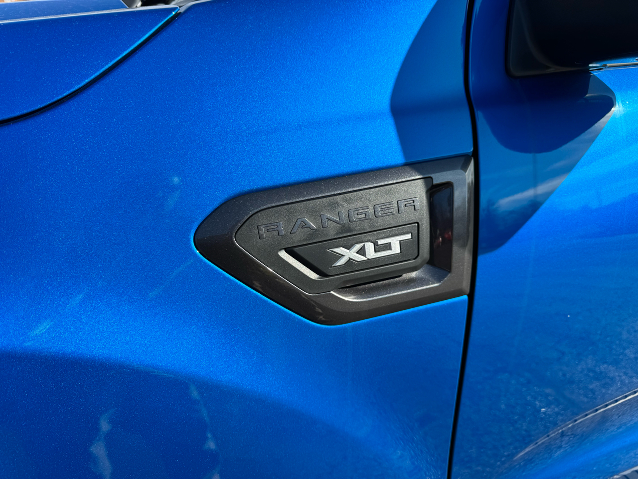 Ford Ranger LARIAT 4WD SuperCrew 5' Box 2022