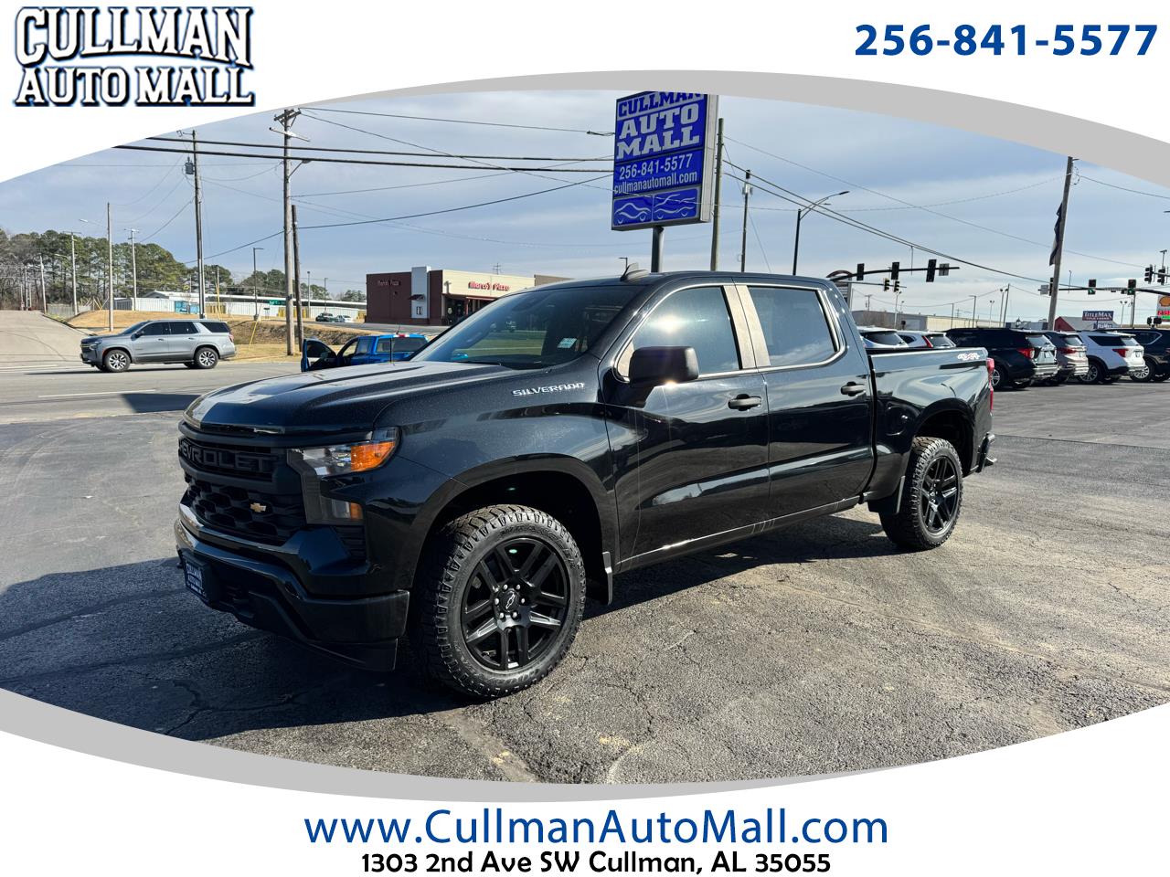 2023 Chevrolet Silverado 1500 4WD Crew Cab 147" Custom