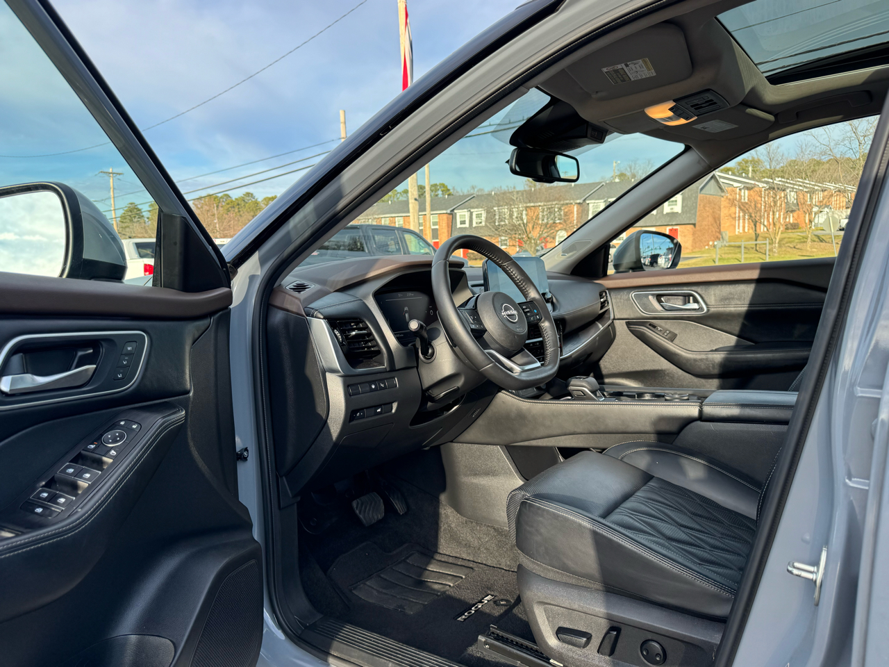 Nissan Rogue AWD Platinum *Ltd Avail* 2023