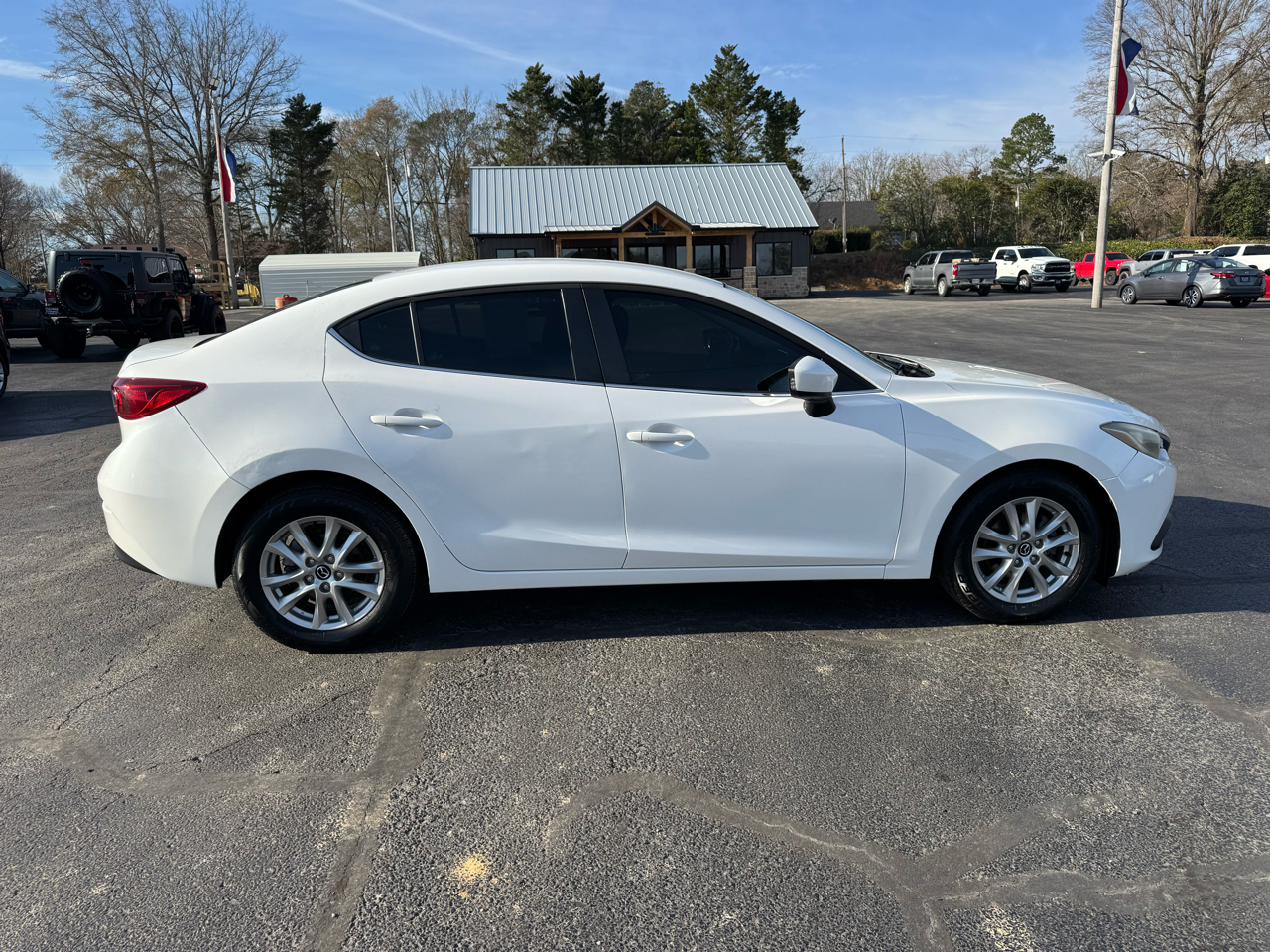 Mazda MAZDA3 4dr Sdn Auto i Sport 2016