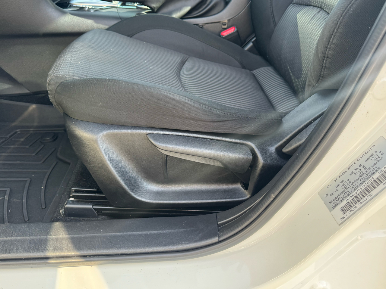 Mazda MAZDA3 4dr Sdn Auto i Sport 2016