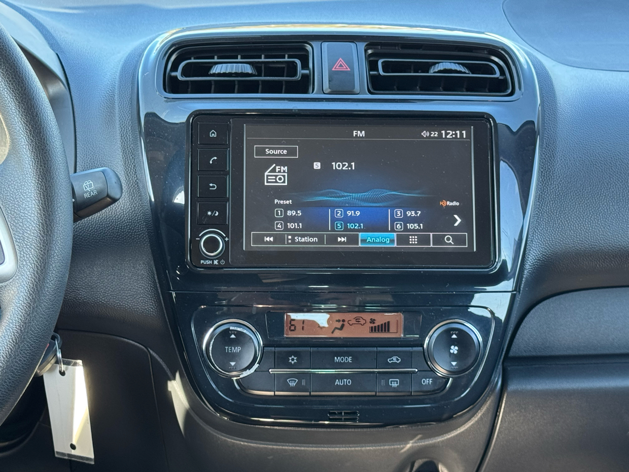 Mitsubishi Mirage ES CVT 2024