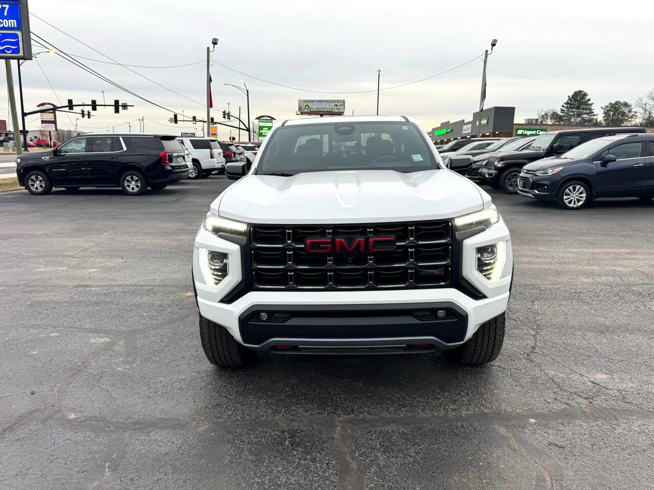 GMC Canyon 4WD Crew Cab AT4 2023