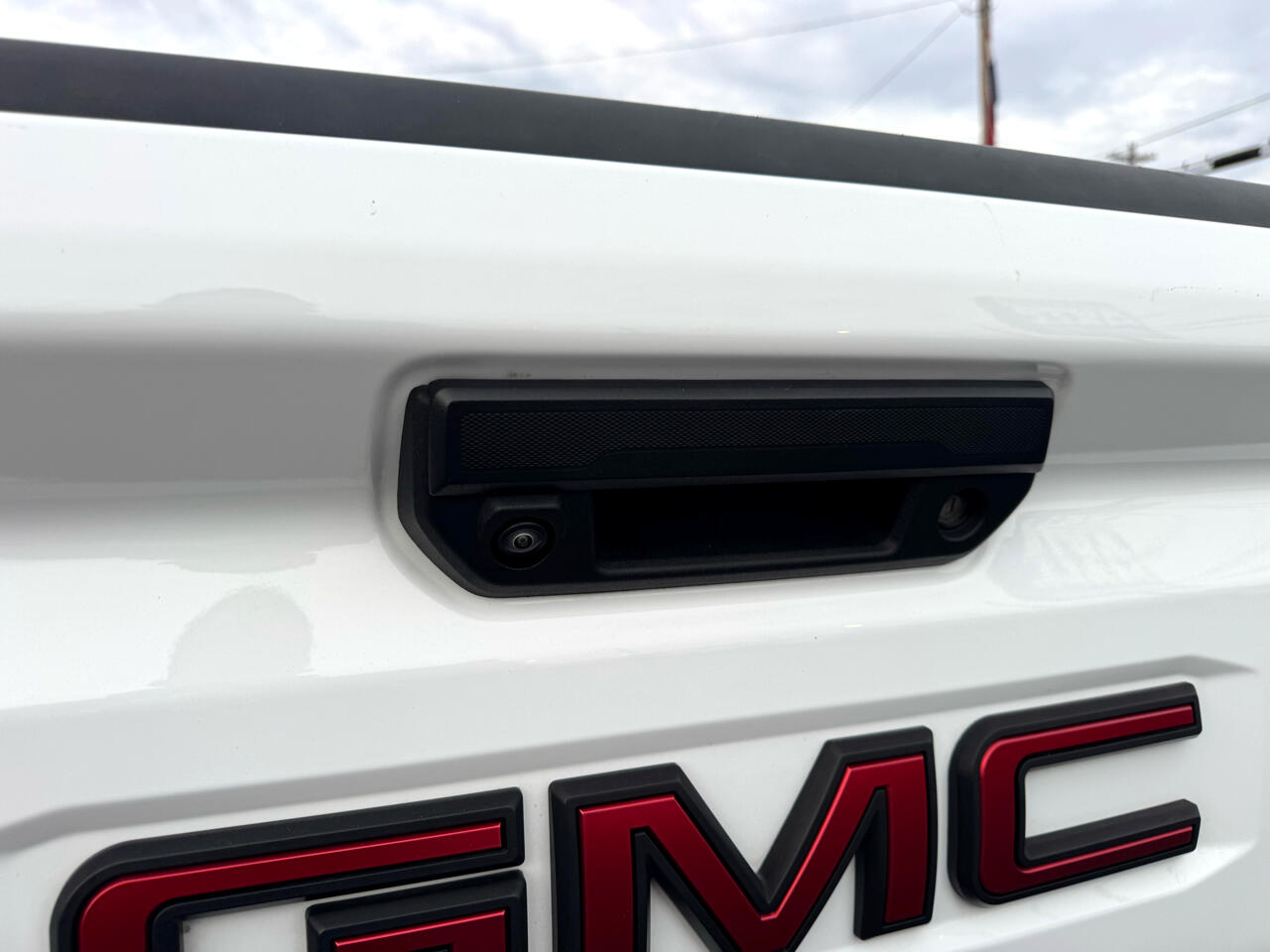 GMC Canyon 4WD Crew Cab AT4 2023