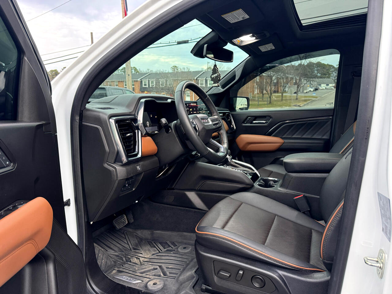 GMC Canyon 4WD Crew Cab AT4 2023