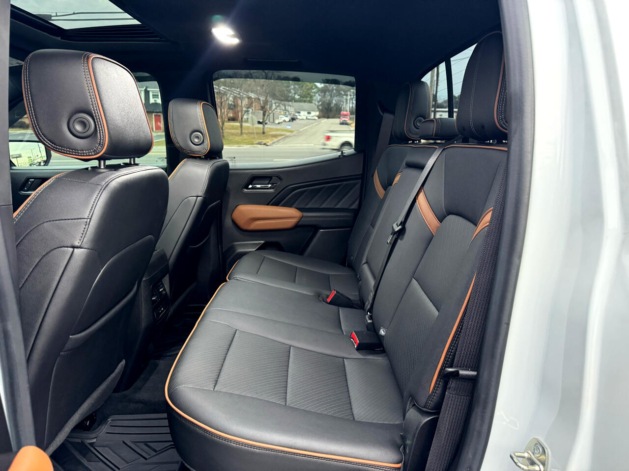 GMC Canyon 4WD Crew Cab AT4 2023