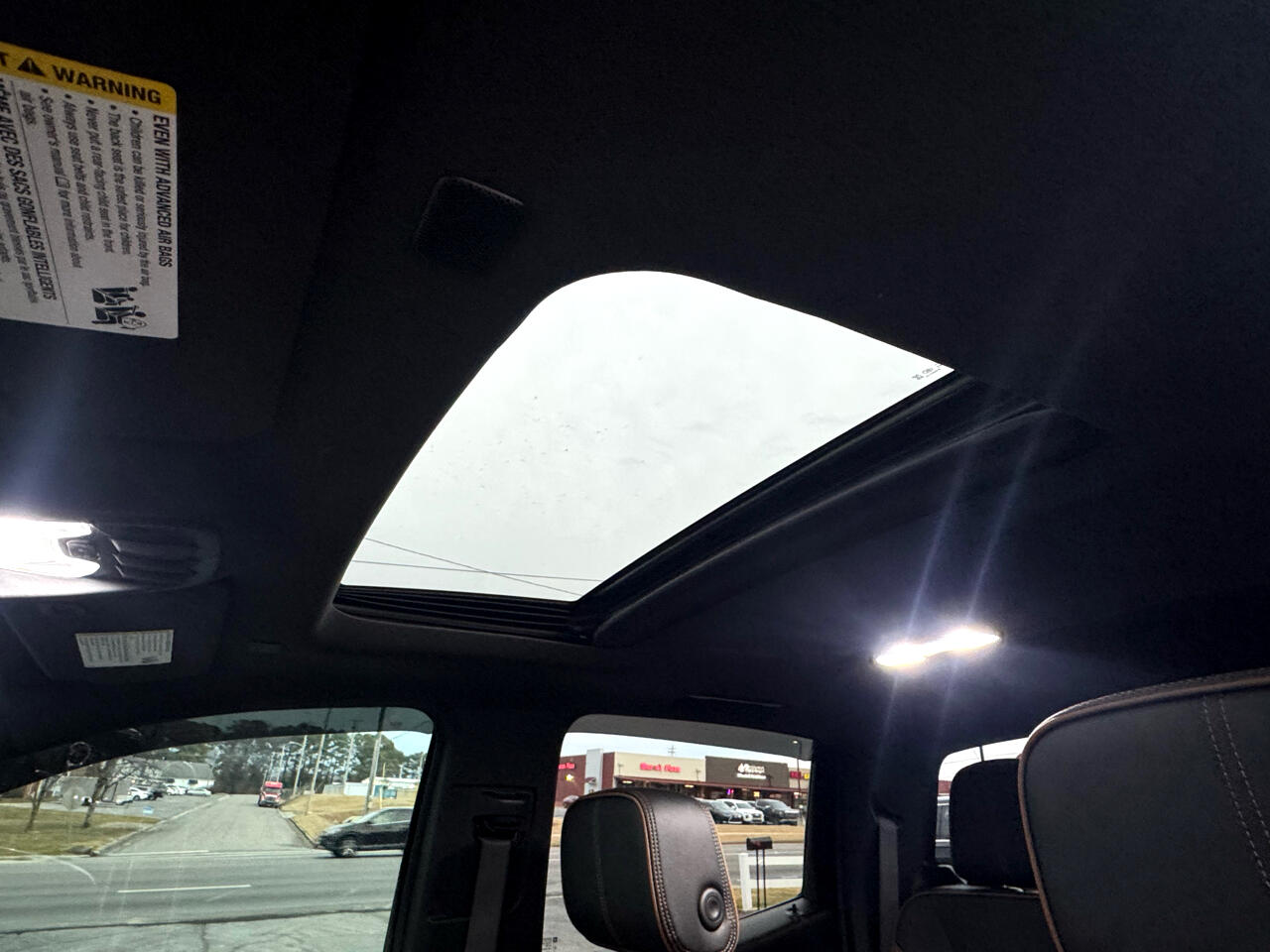 GMC Canyon 4WD Crew Cab AT4 2023