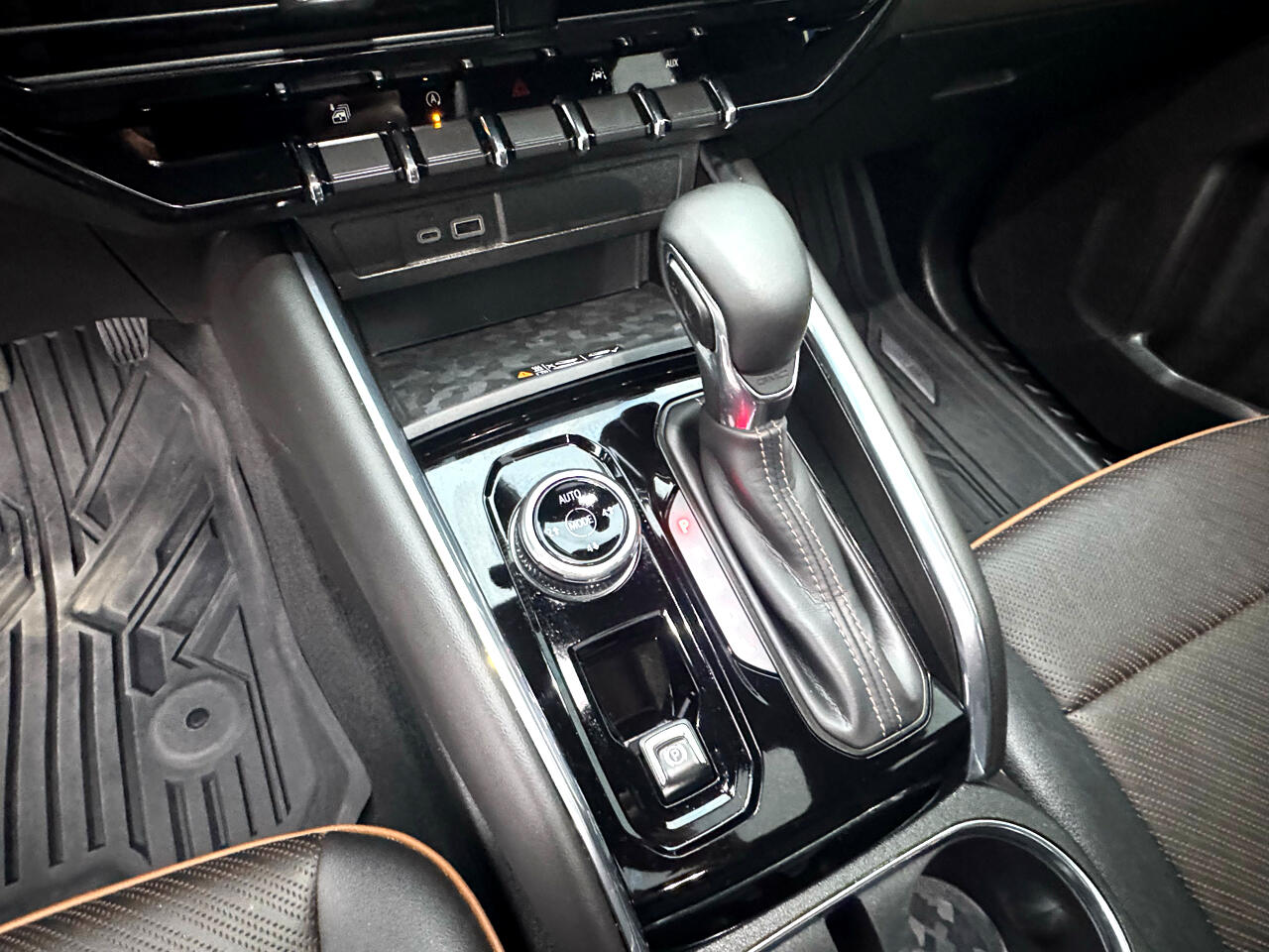 GMC Canyon 4WD Crew Cab AT4 2023