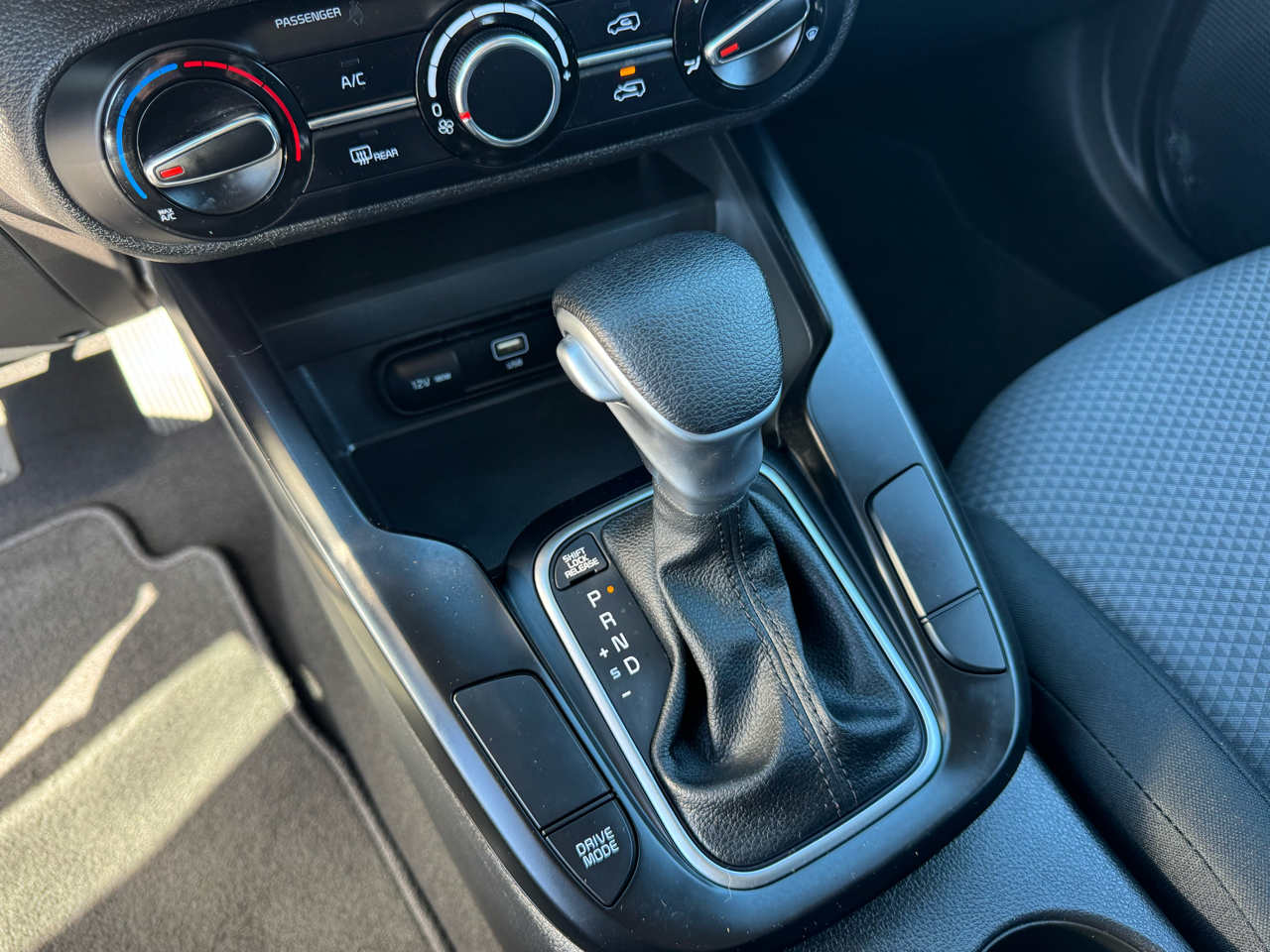 Kia Soul LX IVT 2024