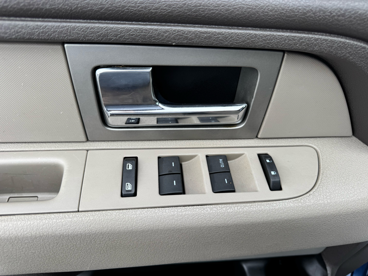 Ford F-150 4WD SuperCab 145" XLT 2009