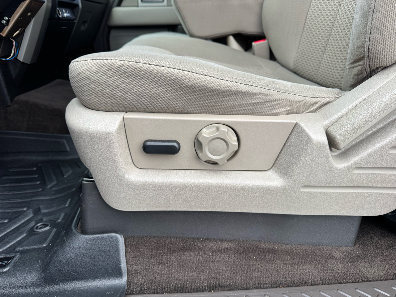 Ford F-150 4WD SuperCab 145" XLT 2009