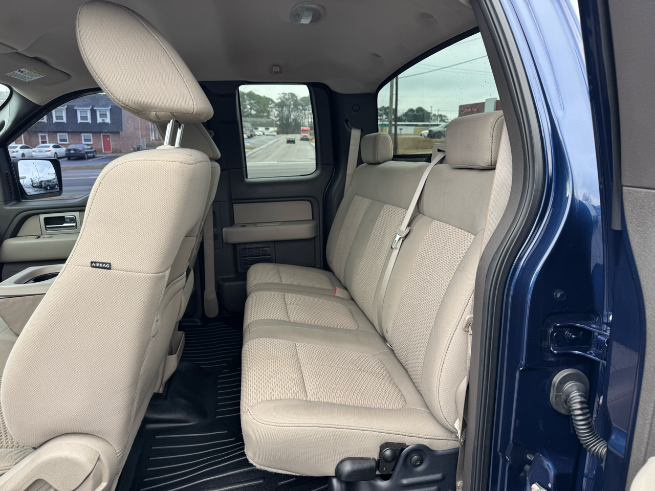 Ford F-150 4WD SuperCab 145" XLT 2009