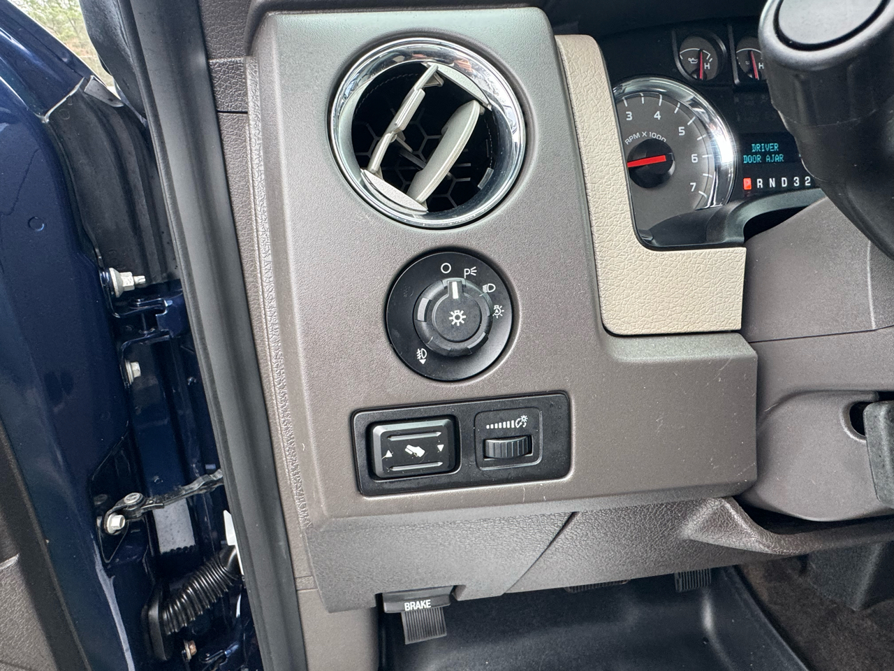 Ford F-150 4WD SuperCab 145" XLT 2009