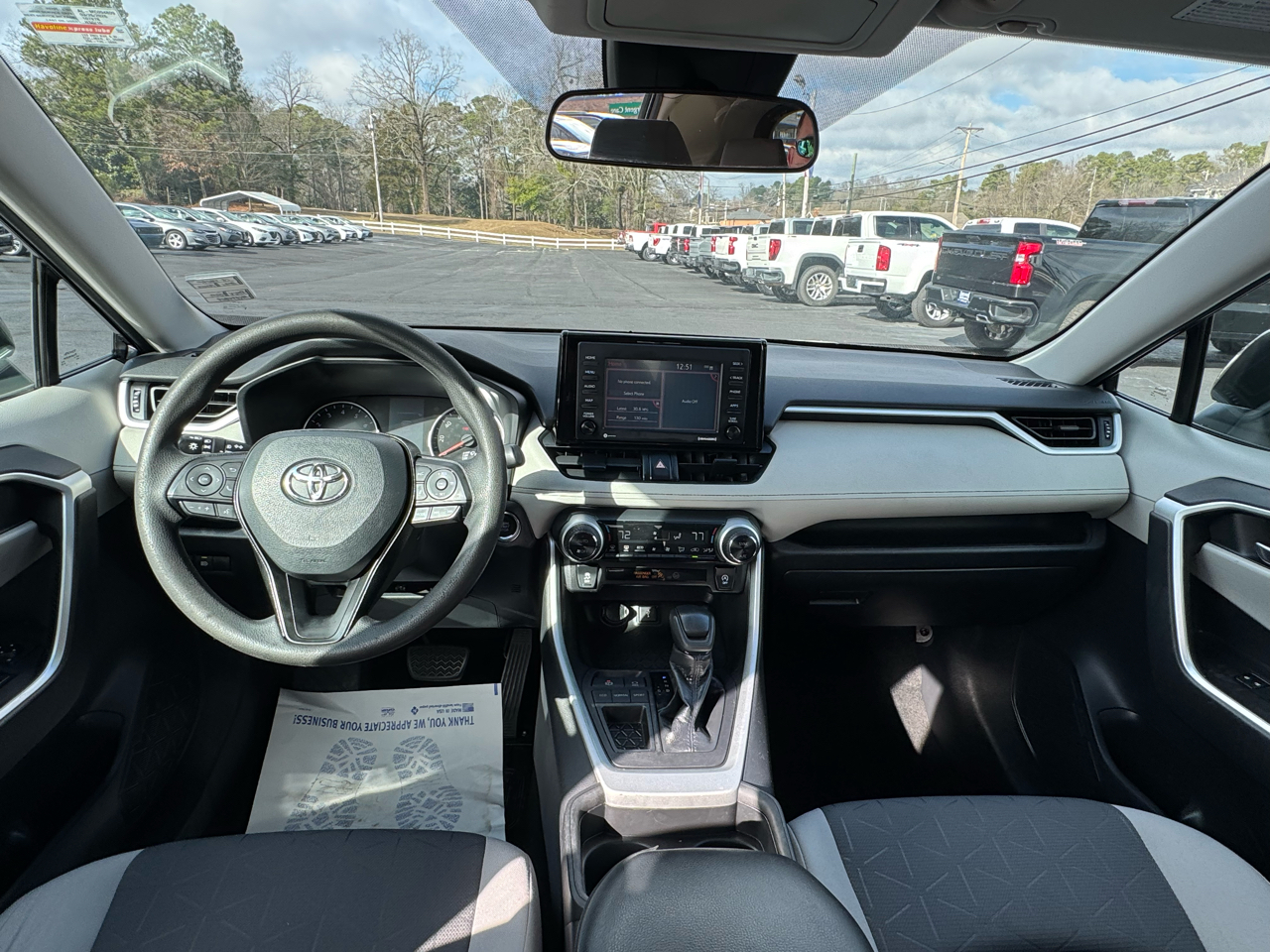 Toyota RAV4 XLE FWD (Natl) 2021