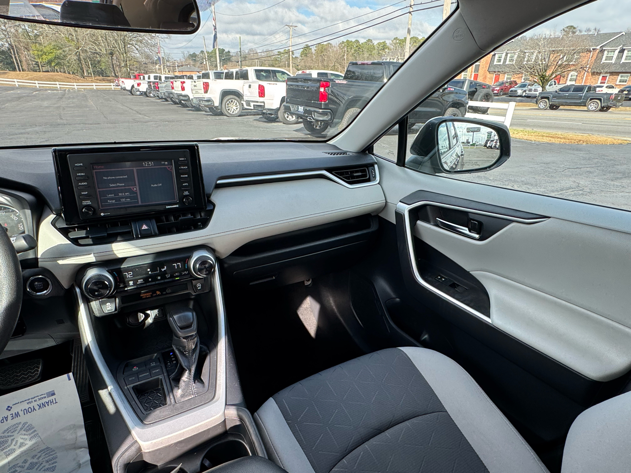 Toyota RAV4 XLE FWD (Natl) 2021