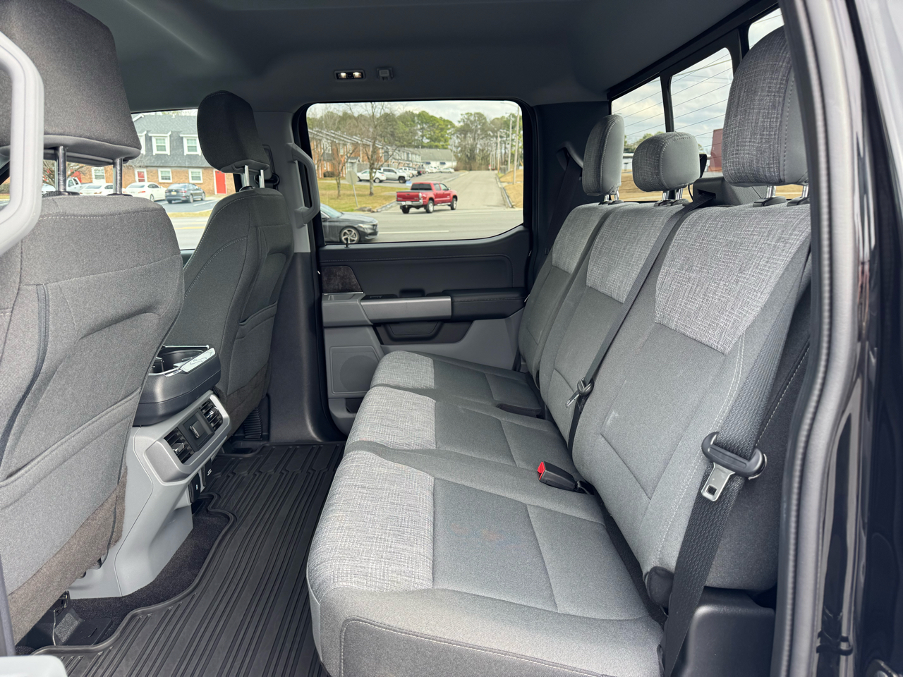 Ford F-150 4WD SuperCrew 145" XLT 2023