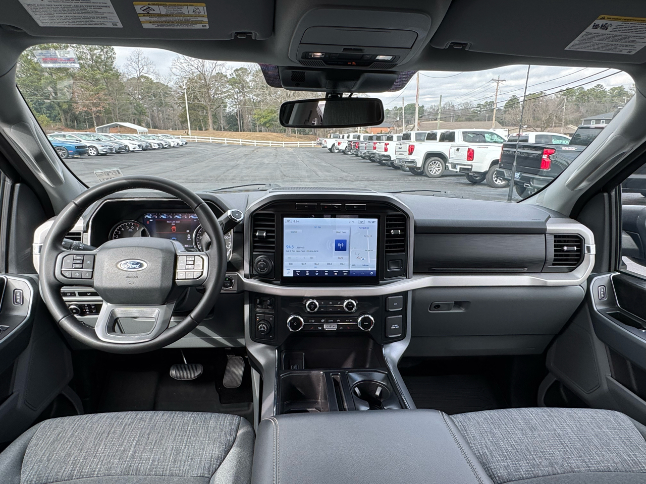 Ford F-150 4WD SuperCrew 145" XLT 2023