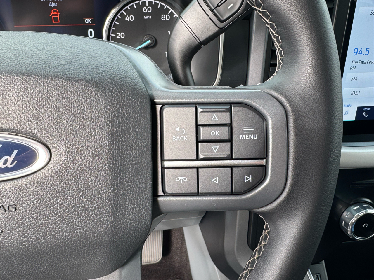 Ford F-150 4WD SuperCrew 145" XLT 2023