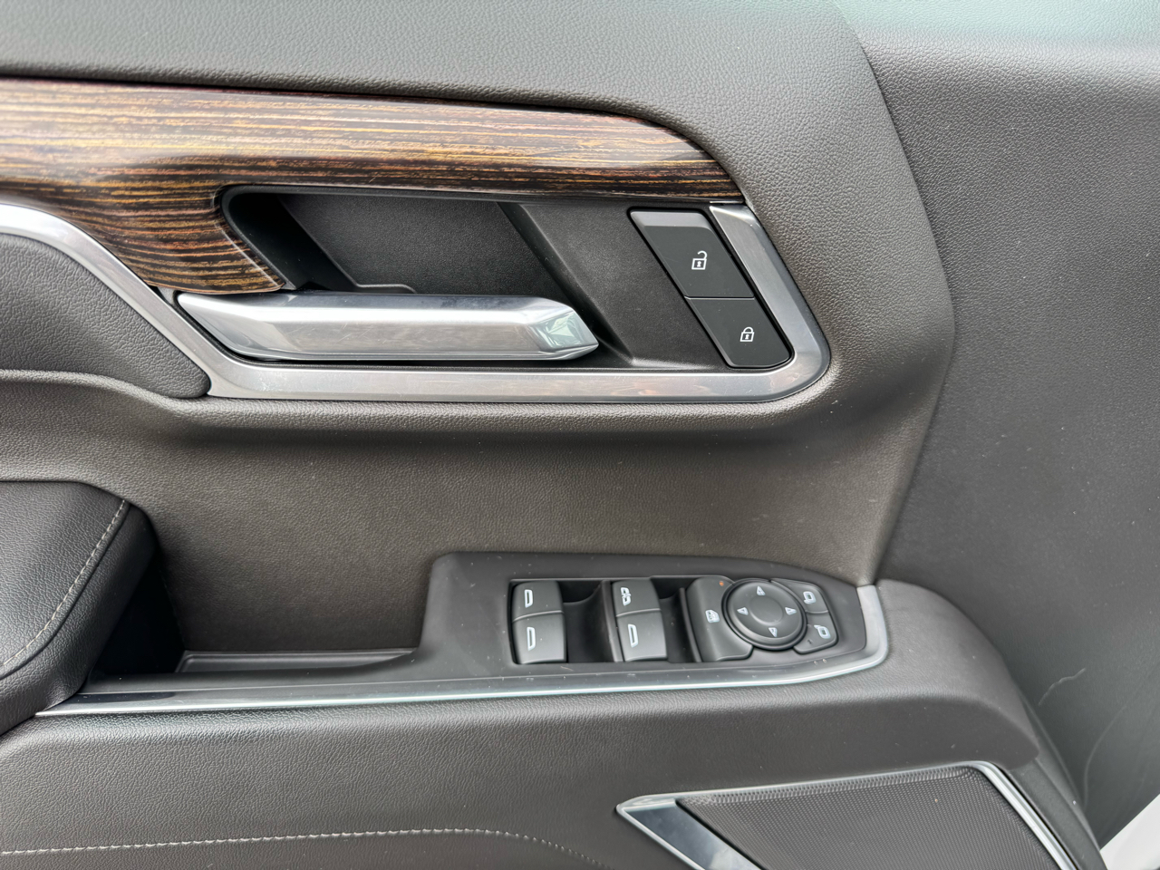 GMC Sierra 1500 4WD Crew Cab 147" Elevation w/3SB 2022