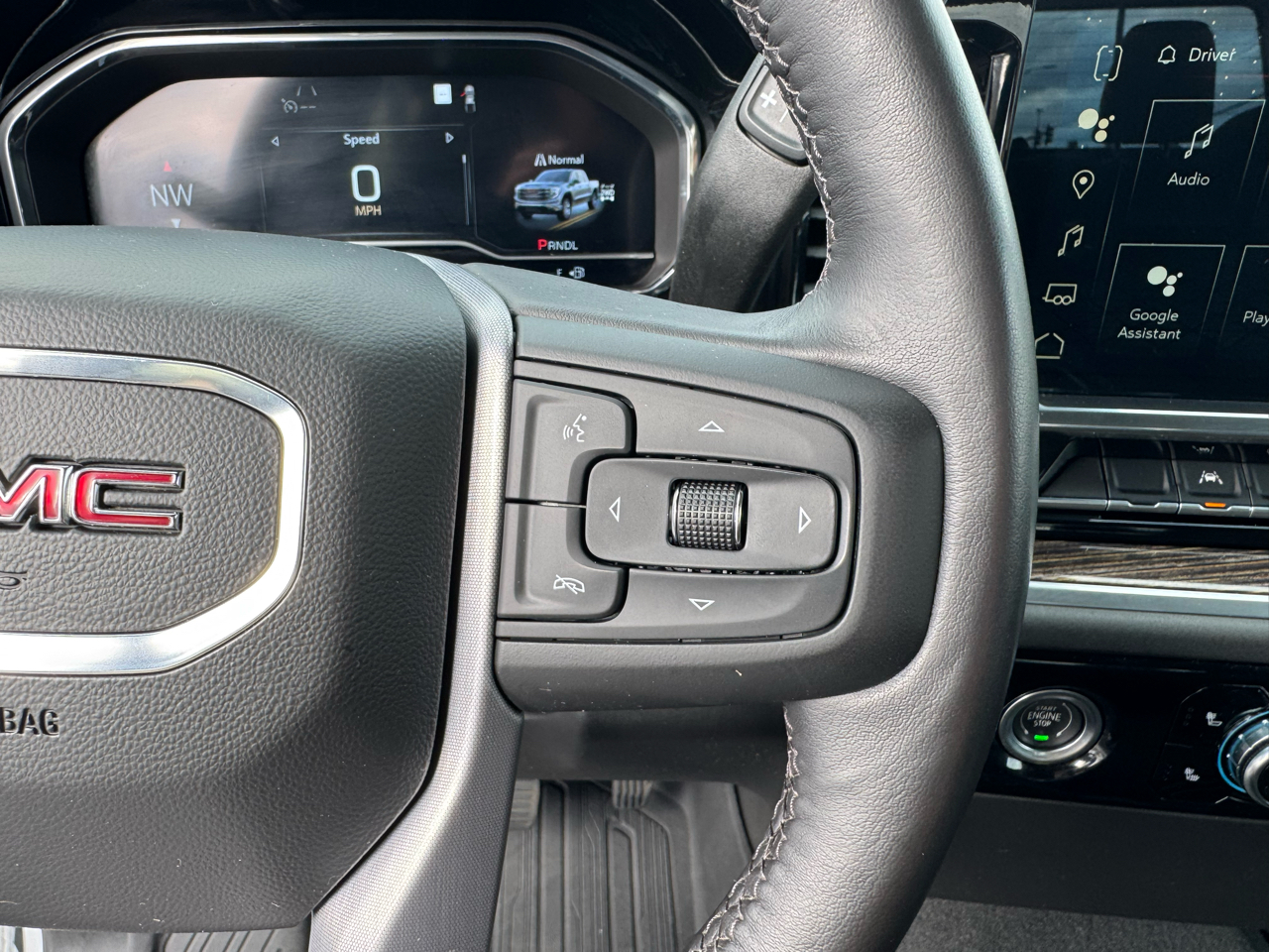 GMC Sierra 1500 4WD Crew Cab 147" Elevation w/3SB 2022