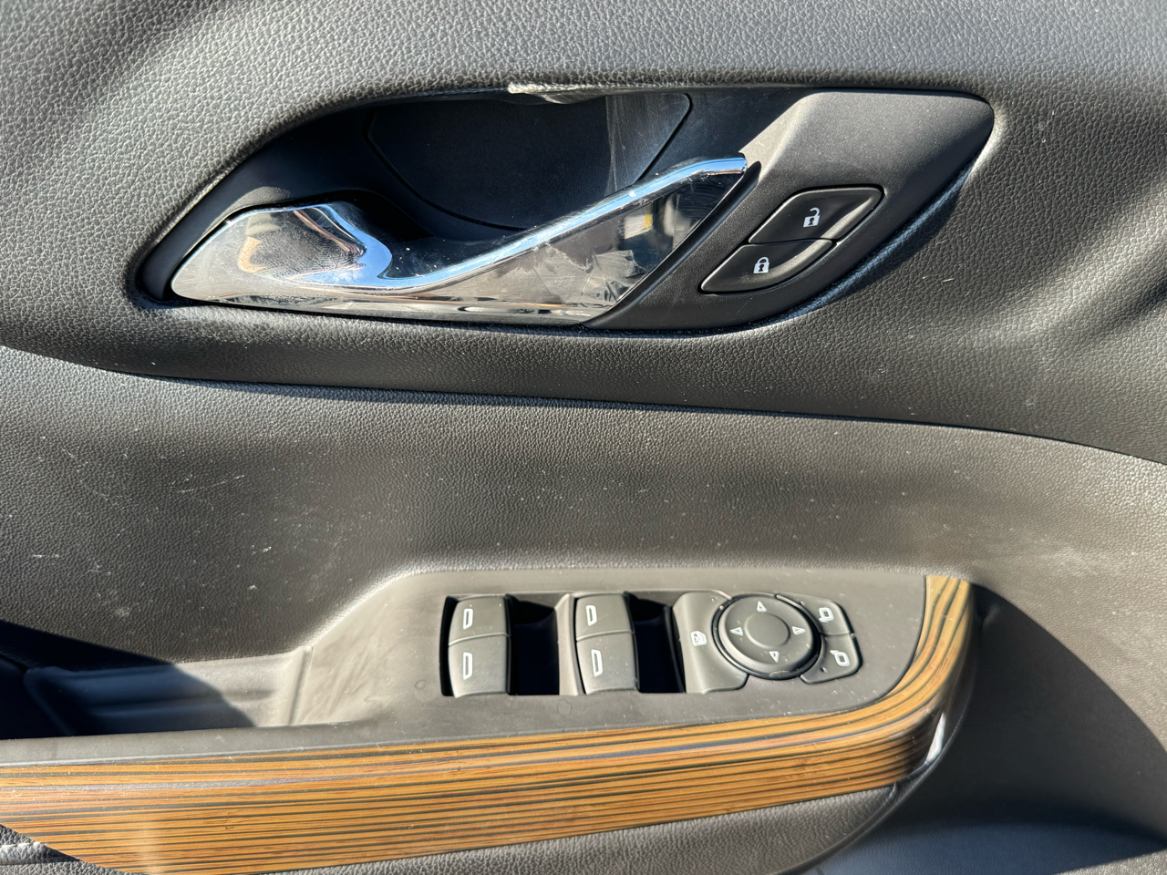 GMC Acadia FWD 4dr SLE w/SLE-2 2018