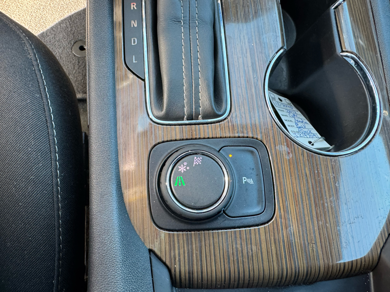 GMC Acadia FWD 4dr SLE w/SLE-2 2018