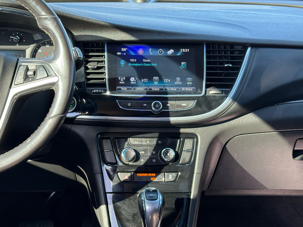 Buick Encore FWD 4dr Preferred 2019