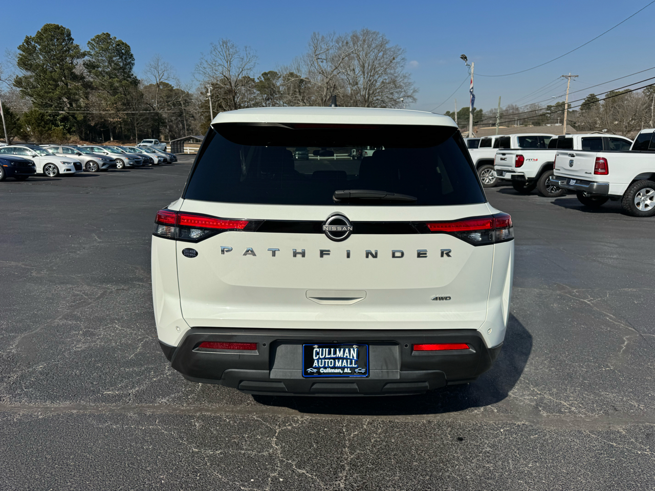 Nissan Pathfinder S 4WD 2023