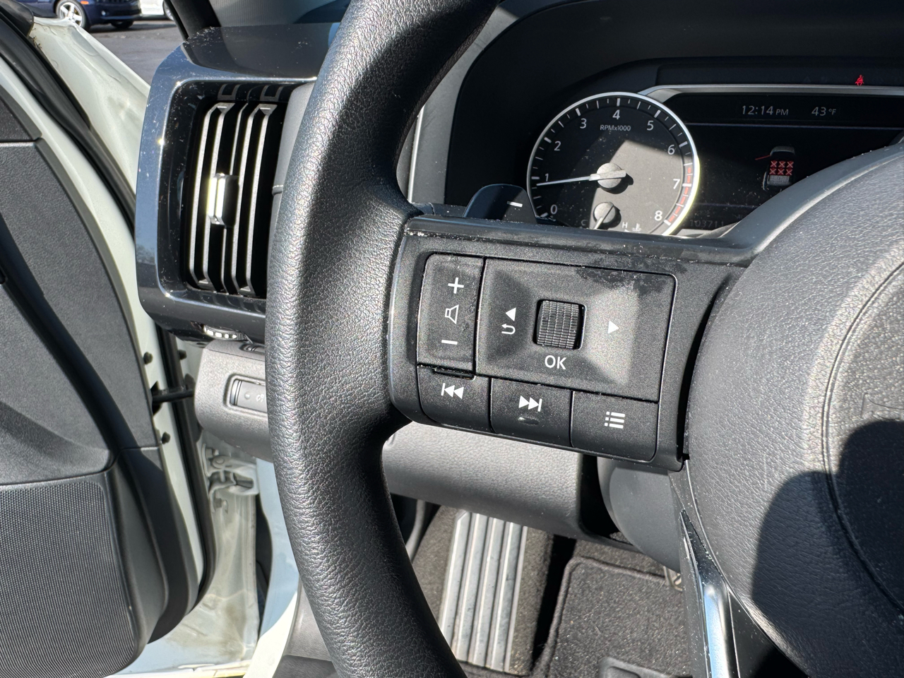 Nissan Pathfinder S 4WD 2023