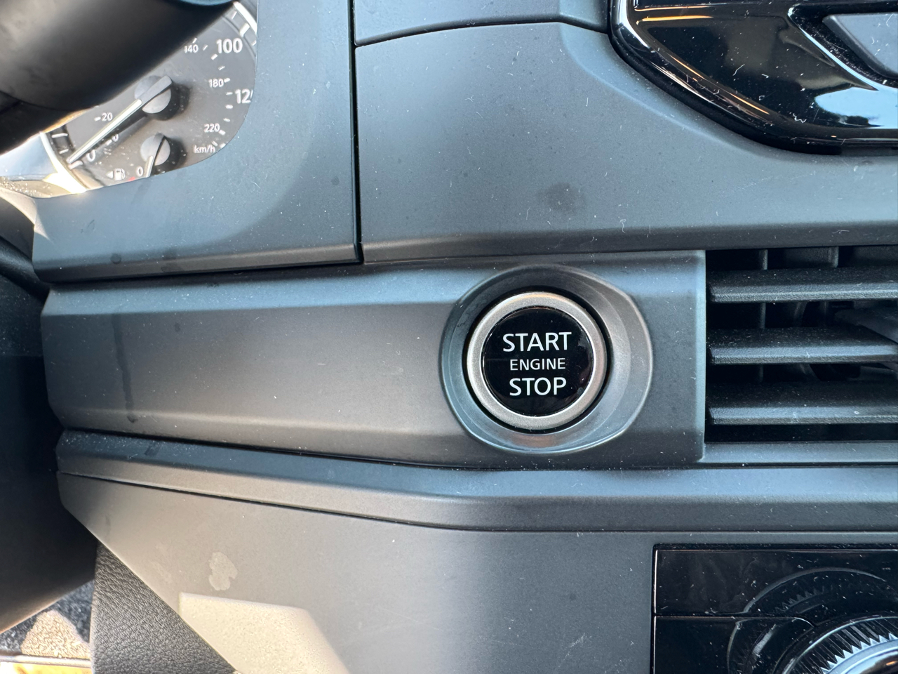 Nissan Pathfinder S 4WD 2023