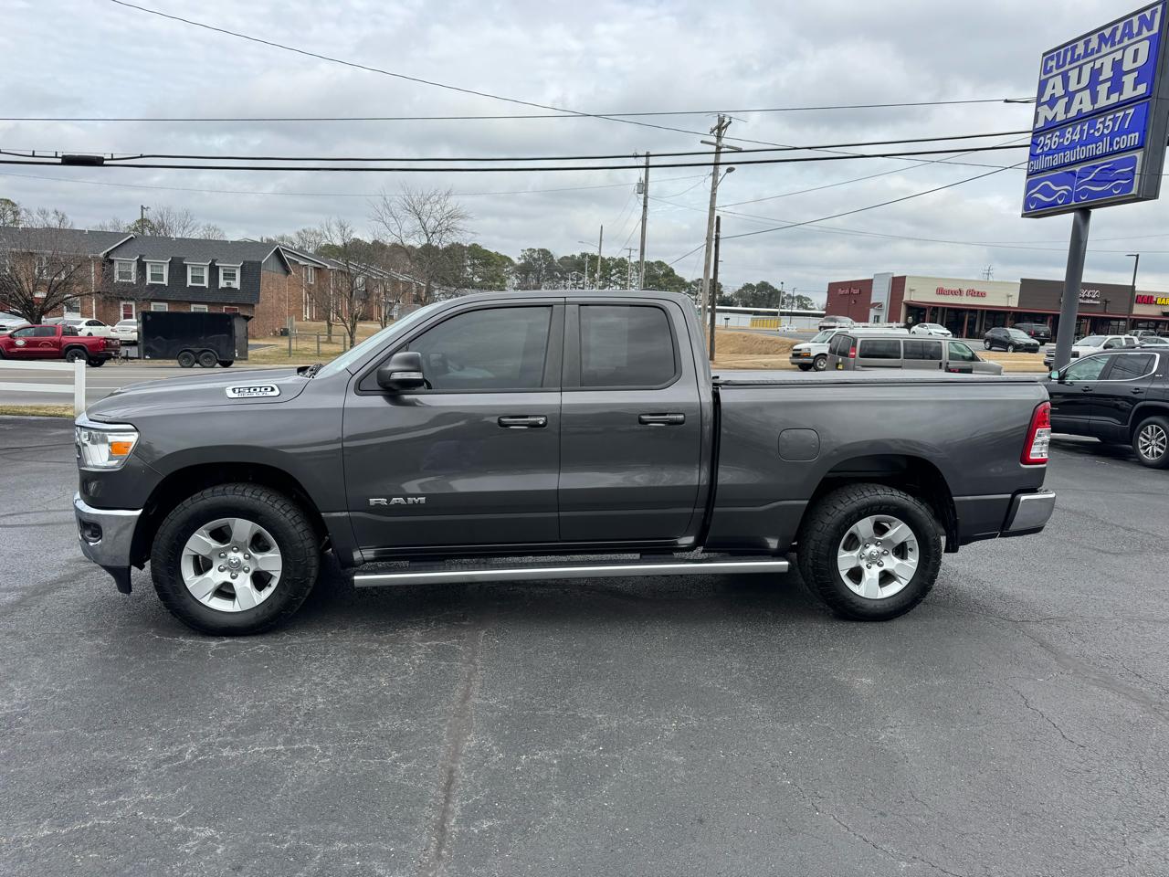 RAM 1500 Big Horn 4x4 Quad Cab 6'4" Box 2022