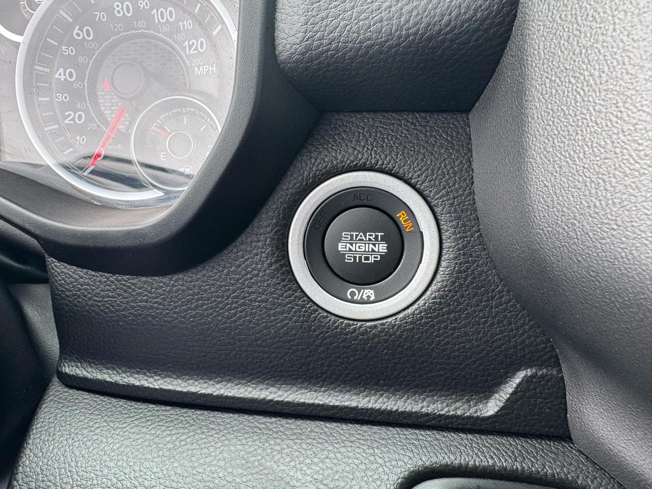 RAM 1500 Big Horn 4x4 Quad Cab 6'4" Box 2022