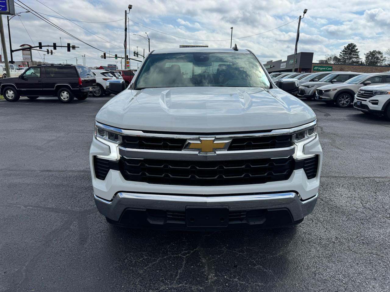 Chevrolet Silverado 1500 2WD Crew Cab 147" LT 2025