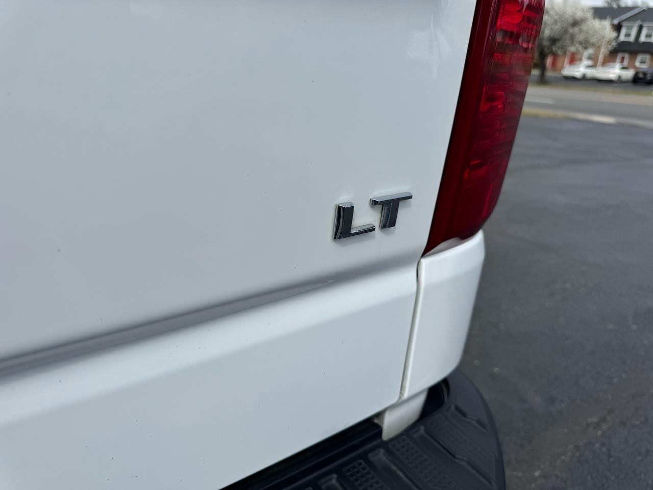 Chevrolet Silverado 1500 2WD Crew Cab 147" LT 2025