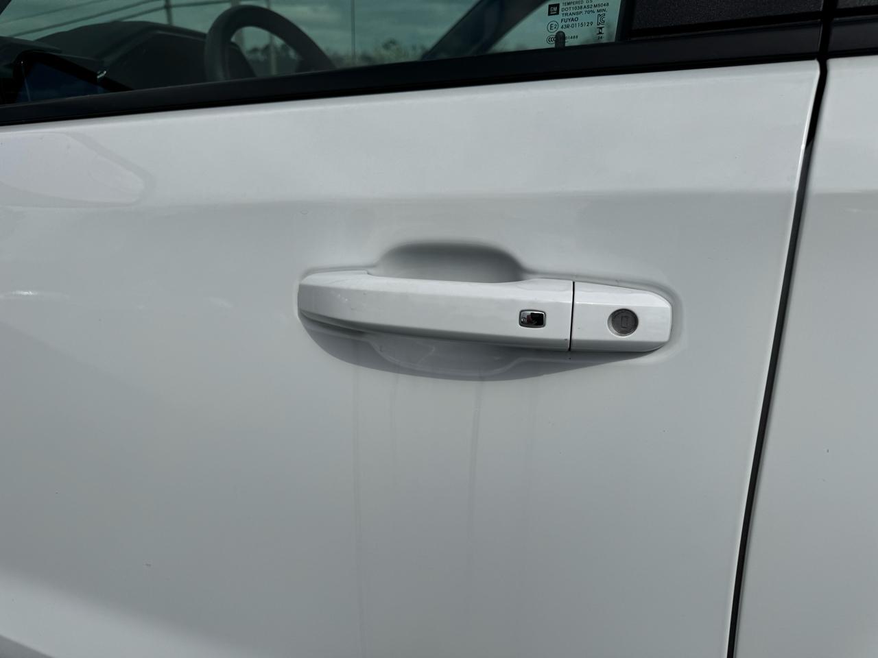 Chevrolet Silverado 1500 2WD Crew Cab 147" LT 2025