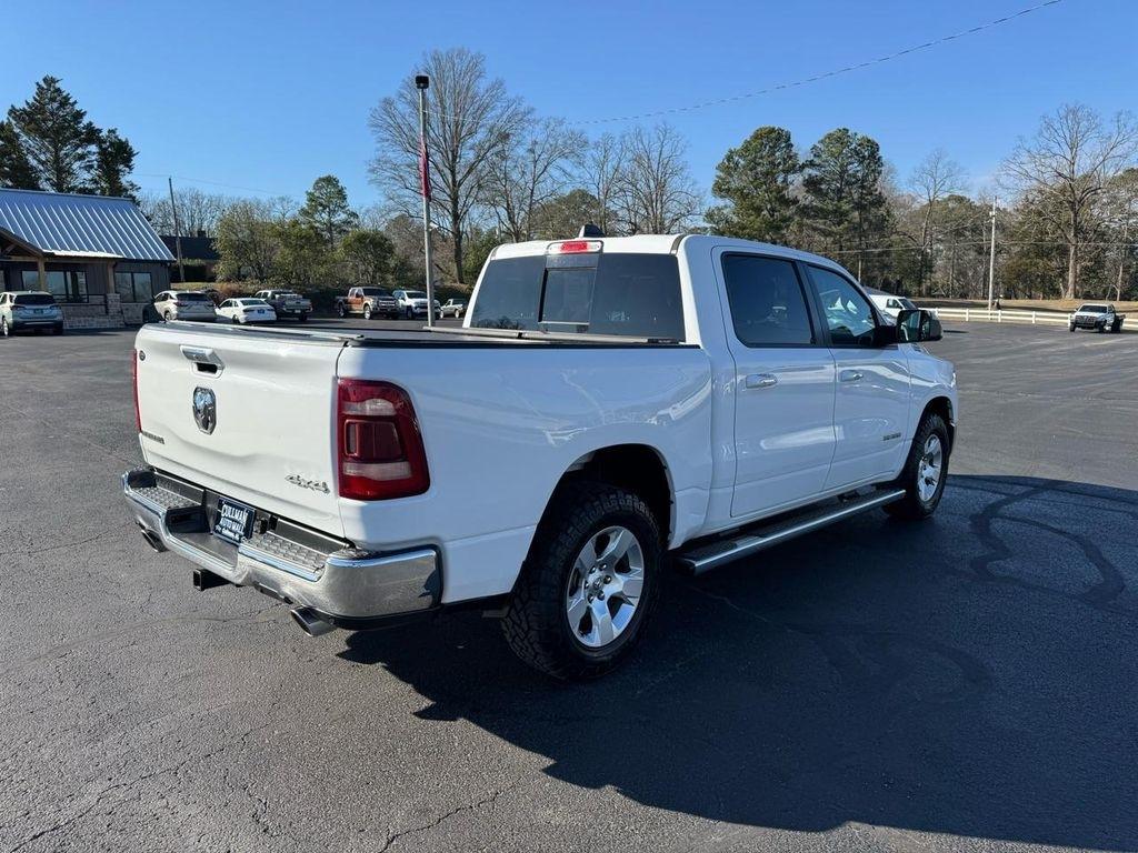 RAM 1500 Big Horn 4x4 Crew Cab 5'7" Box 2020