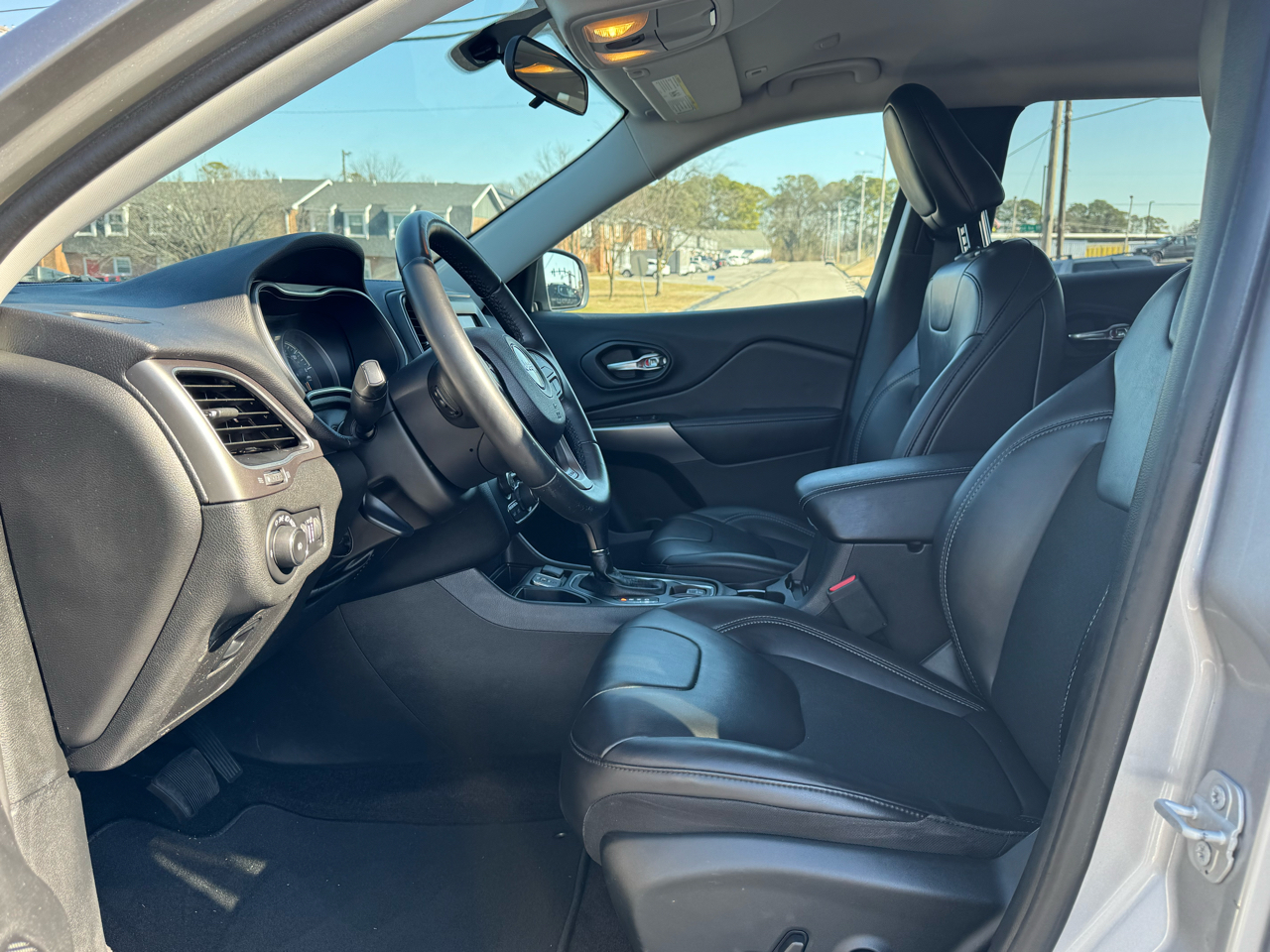 Jeep Cherokee Latitude Plus FWD 2019