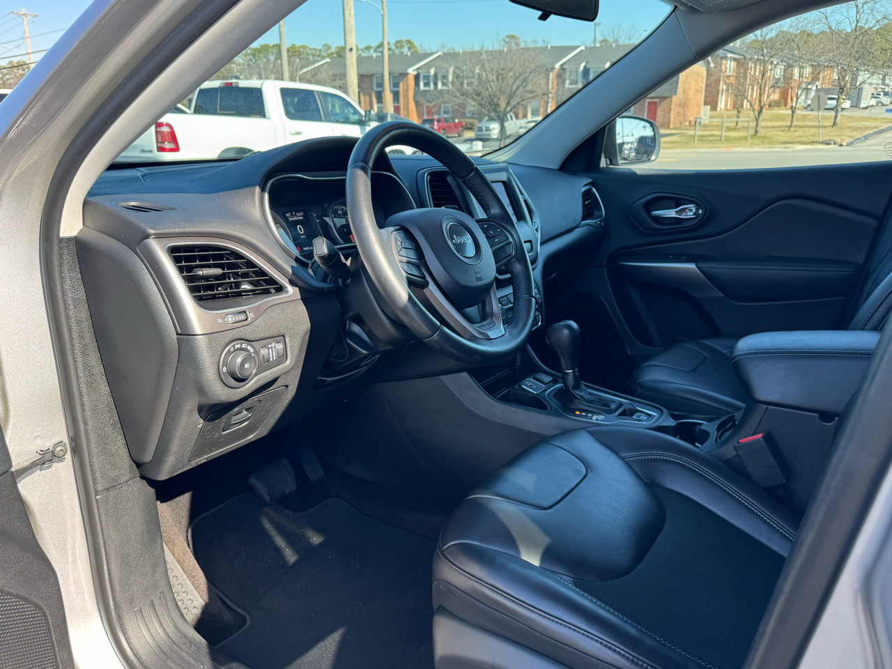 Jeep Cherokee Latitude Plus FWD 2019
