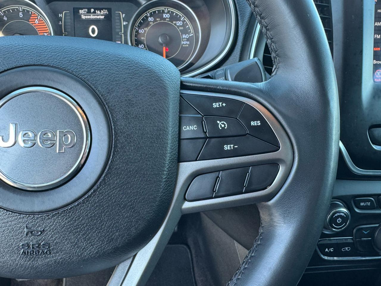 Jeep Cherokee Latitude Plus FWD 2019