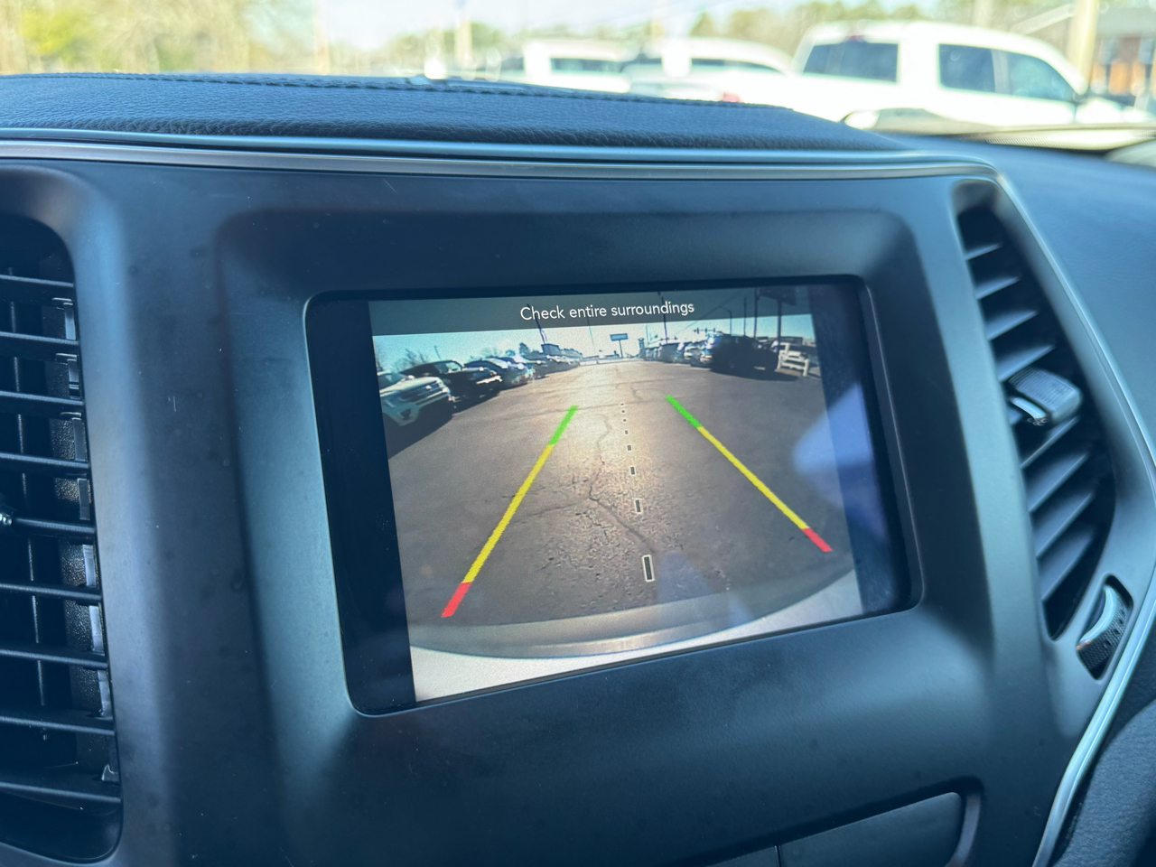 Jeep Cherokee Latitude Plus FWD 2019