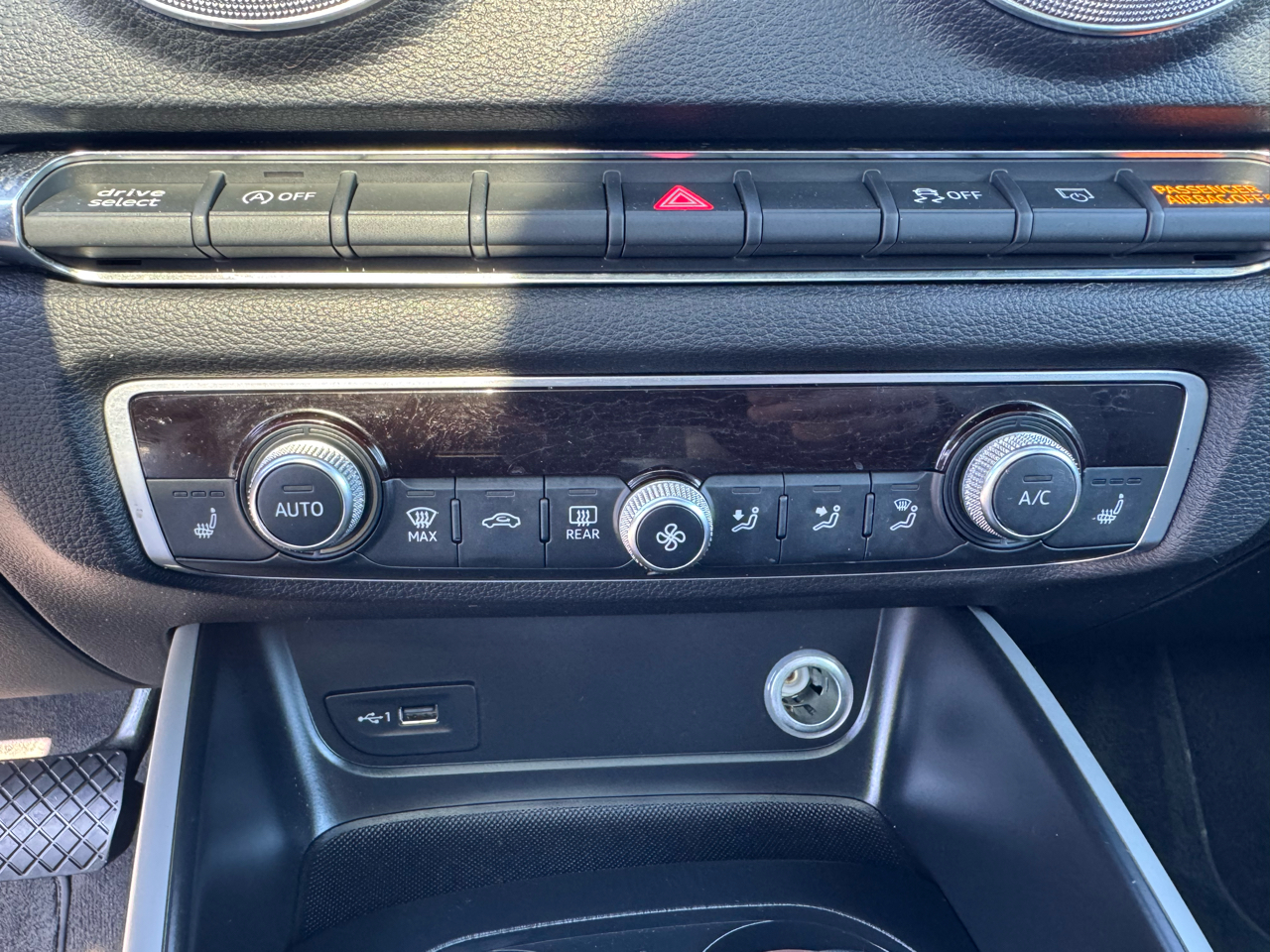 Audi A3 Sedan 2.0 TFSI Tech Premium FWD 2018