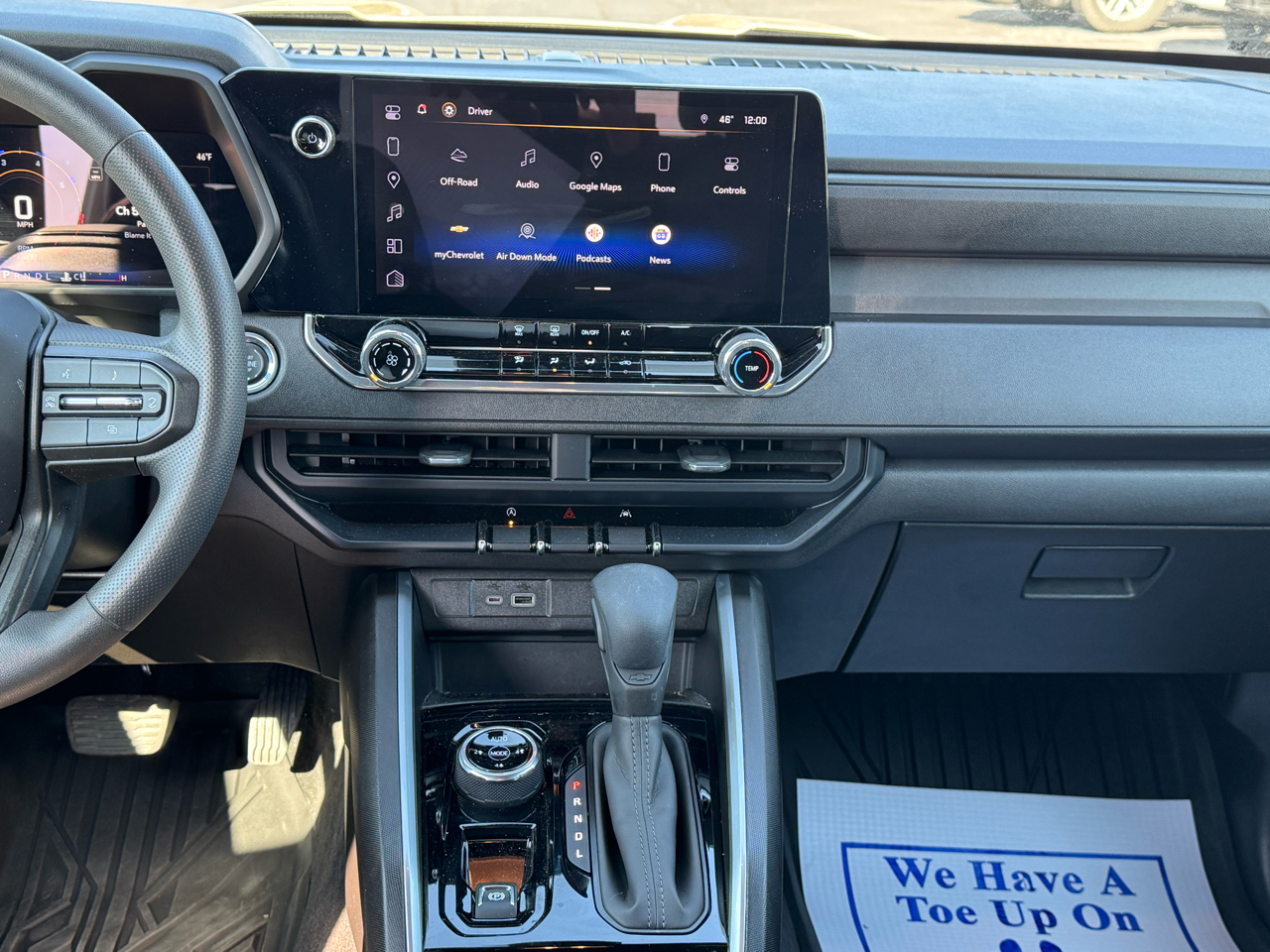 Chevrolet Colorado 4WD Crew Cab Trail Boss 2024