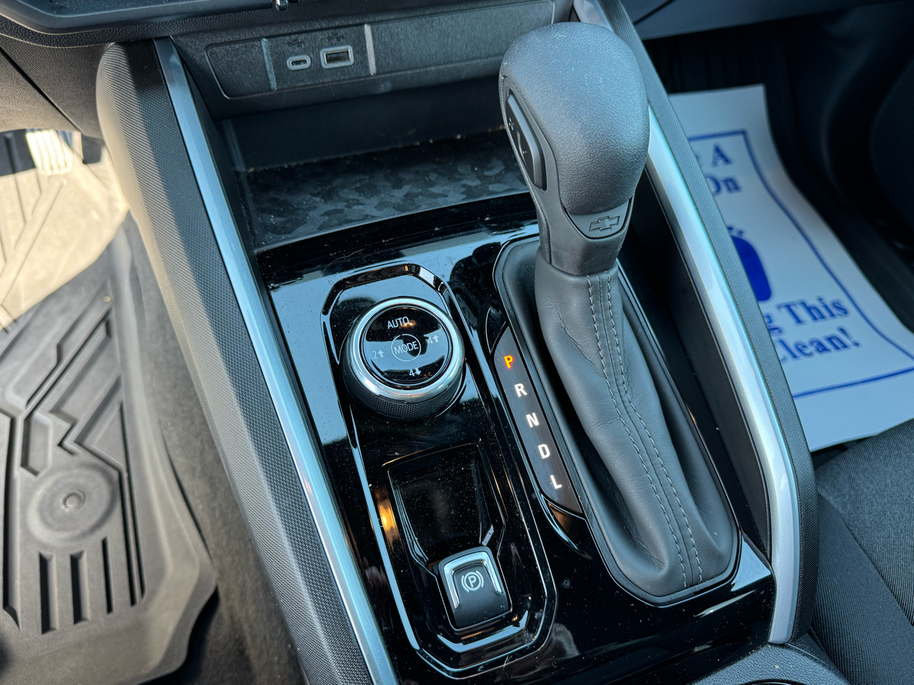 Chevrolet Colorado 4WD Crew Cab Trail Boss 2024