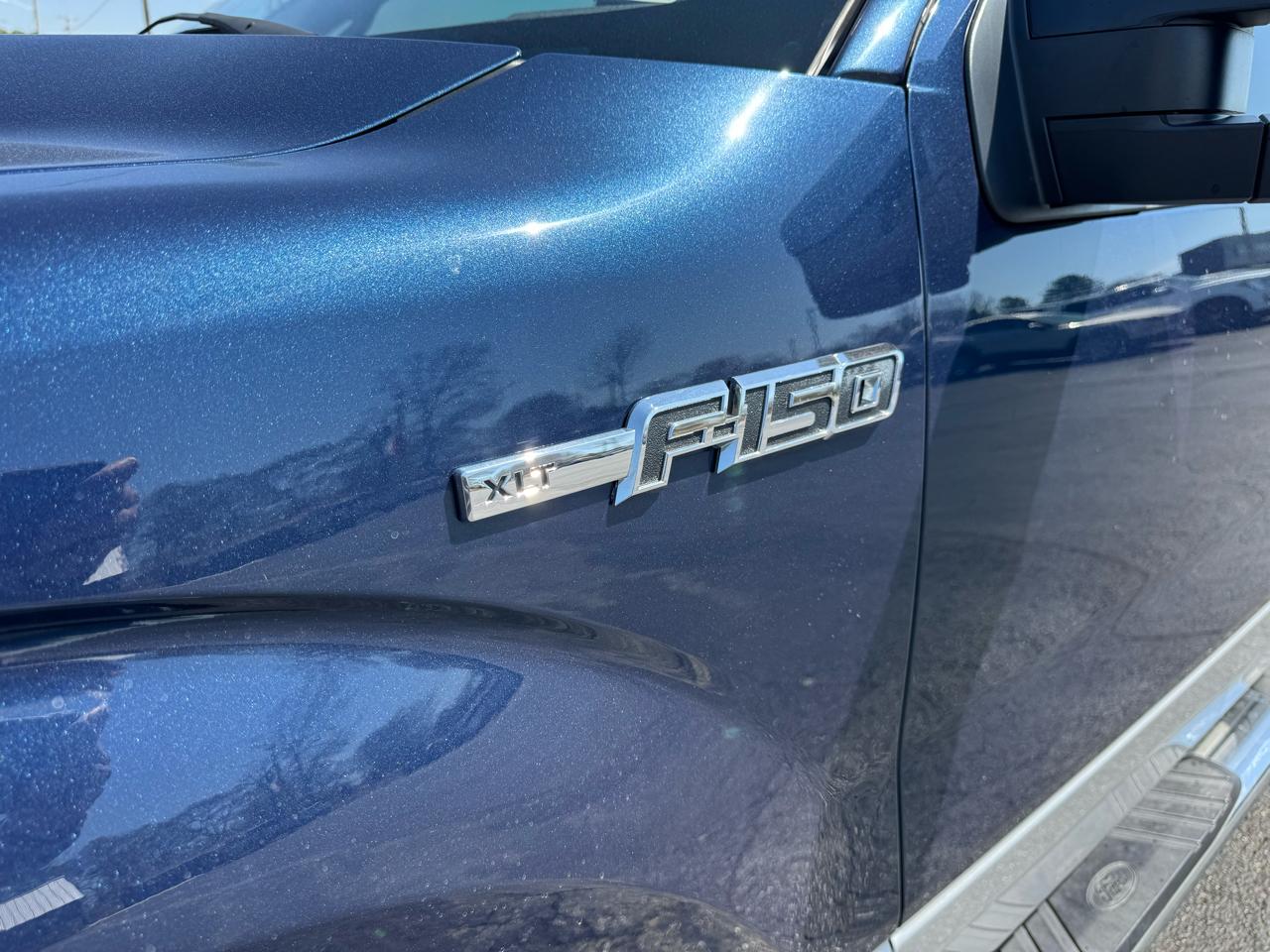 Ford F-150 2WD SuperCrew 145" Platinum 2013