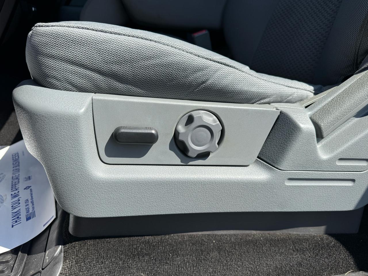 Ford F-150 2WD SuperCrew 145" Platinum 2013