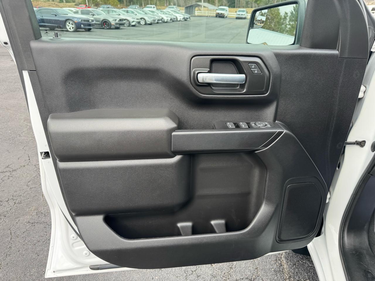 Chevrolet Silverado 1500 4WD Crew Cab 147" Work Truck 2023