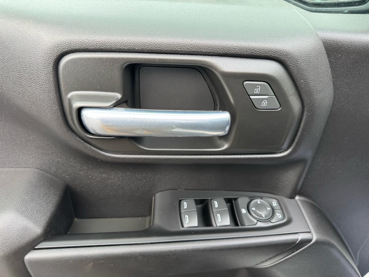 Chevrolet Silverado 1500 4WD Crew Cab 147" Work Truck 2023