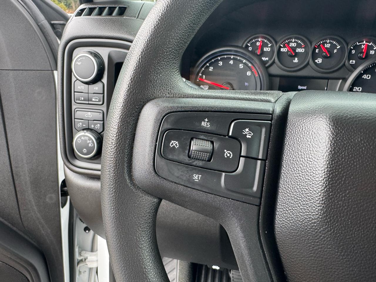 Chevrolet Silverado 1500 4WD Crew Cab 147" Work Truck 2023