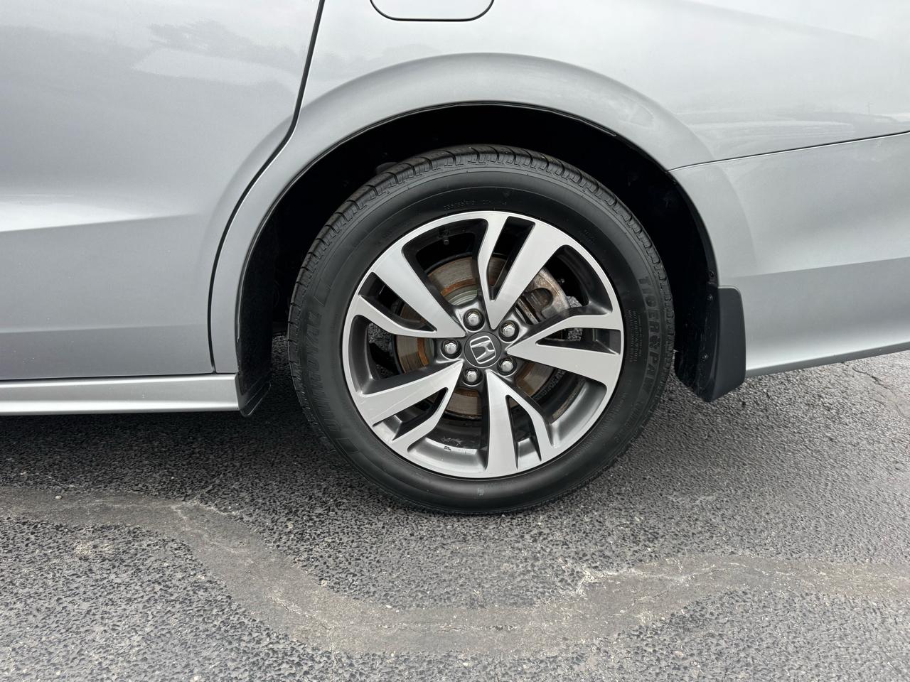 Honda Odyssey Touring Auto 2022